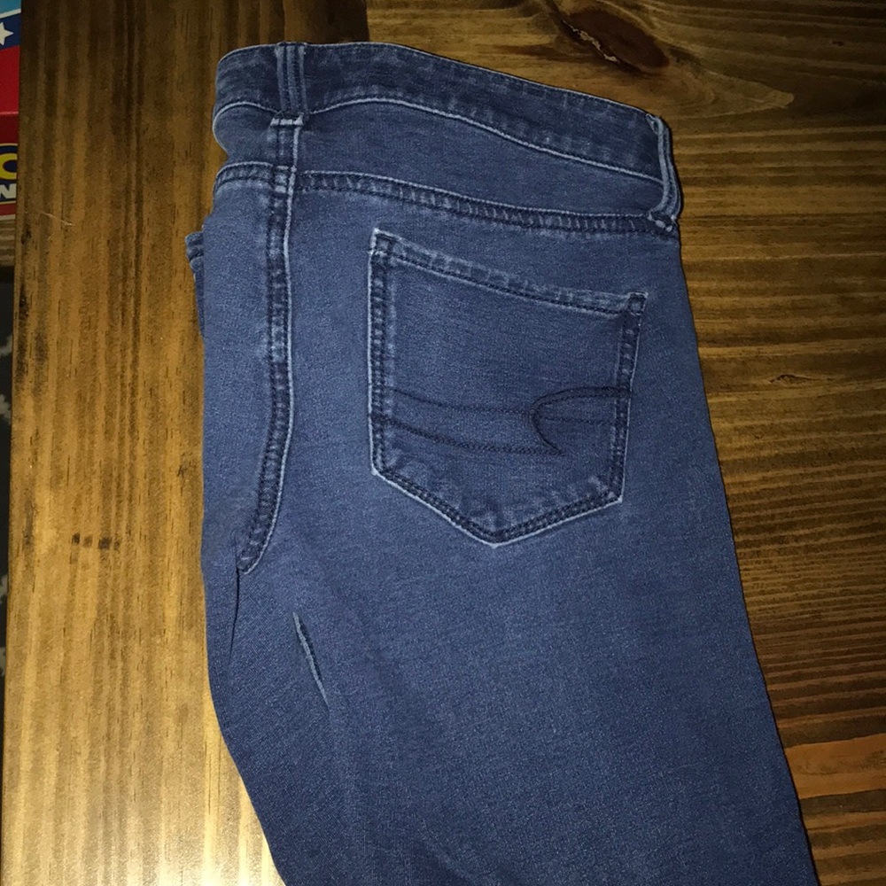 American Eagle size 6 Dark wash jegging